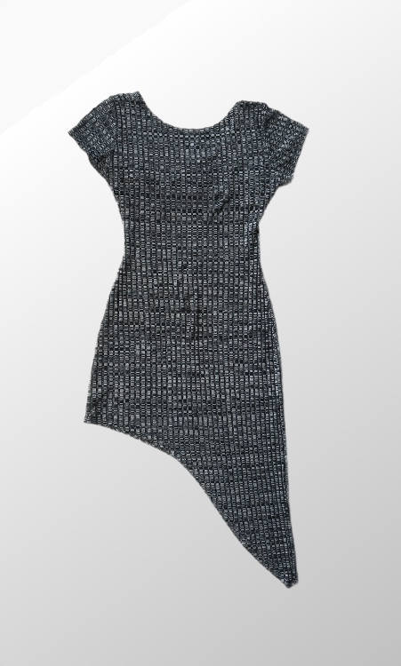 שמלת לייקרה א-סימטרית בטקסטורת ריב! בצבע אפור! גב פתוח! מידה S-M